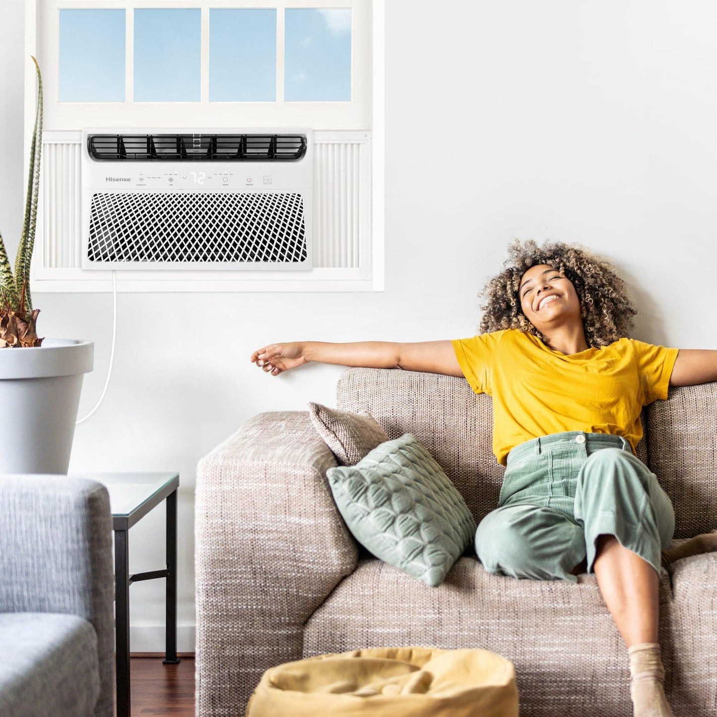 Hisense 5,000 BTU 115V Window Air Conditioner with Mechanical Rotary Controls, Window AC Unit for Apartment